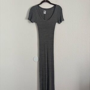 NSF Women's Size P Gray Ribbed Short Sleeve Bodycon Midi Dress